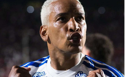 Matheus Pereira brilha no Cruzeiro e se aproxima de sua melhor temporada com números impressionantes