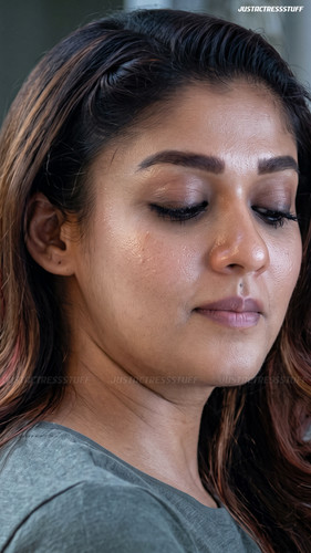 nayan 32685645467800307.jpg
