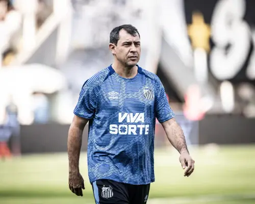Corinthians busca técnico e vê contratação de Carille se distanciar