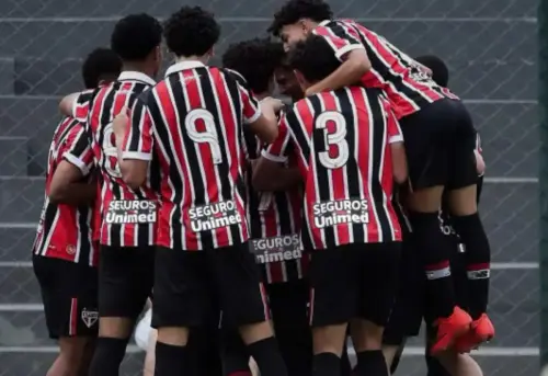 Cotia dá show! São Paulo marca 9 gols em duas goleadas e avança no Campeonato Paulista