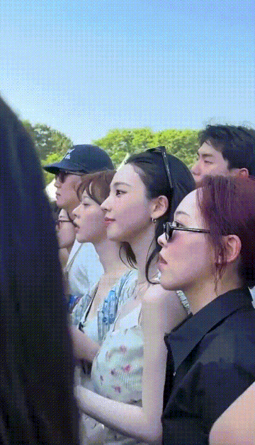 2.gif