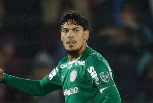Gustavo Gómez preocupa após lesão? Palmeiras revela resultado dos exames antes do Dérbi