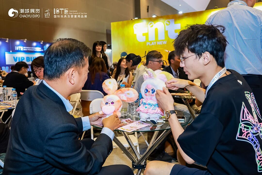 情绪价值主导消费变革:千亿潮玩赛道重构产业新生态