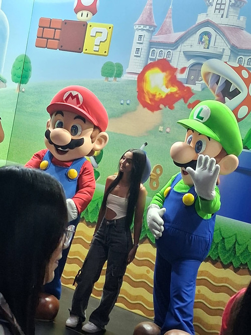 nNNnqHx.md.jpg