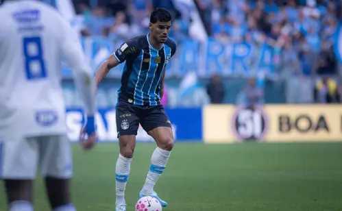Fora do Brasileirão? Lesão de Danilo Barbosa preocupa o Grêmio na luta contra o Z-4
