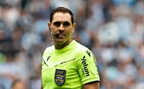 Revolta com possível pênalti! Polêmica na arbitragem marca confronto com o Cruzeiro