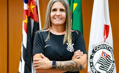 Polêmica com a treinadora do Timão: confronto entre Emily Lima e jornalista levanta debate
