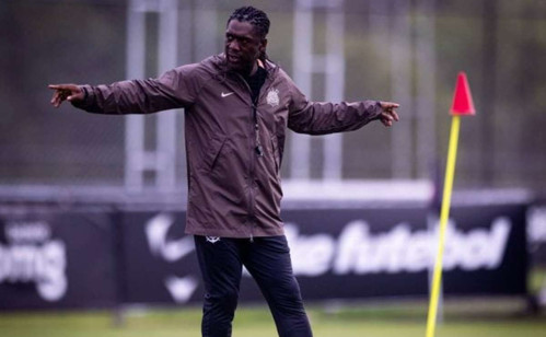 Corinthians enfrenta 12 dias cruciais para escapar do rebaixamento