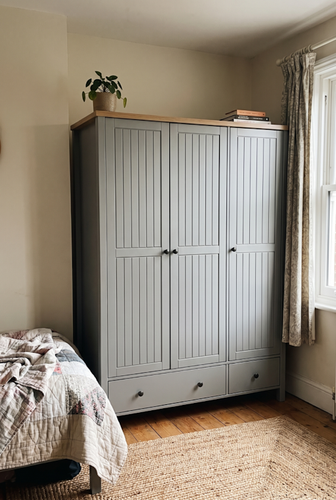 A Brilliant Upgrade When Two People Finally Share One Wardrobe.2