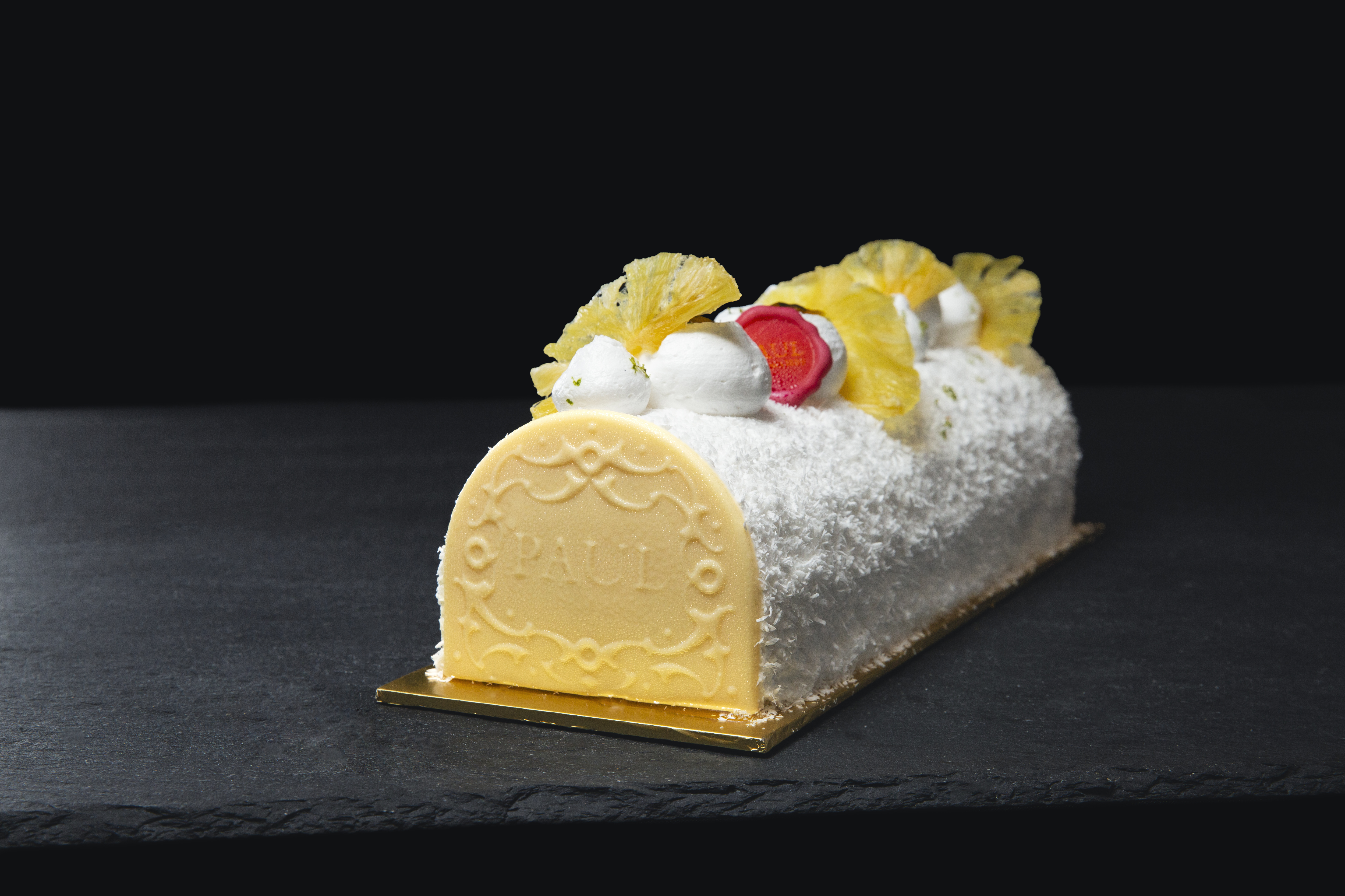 Tropical Fruit Yule Cake (Medium)