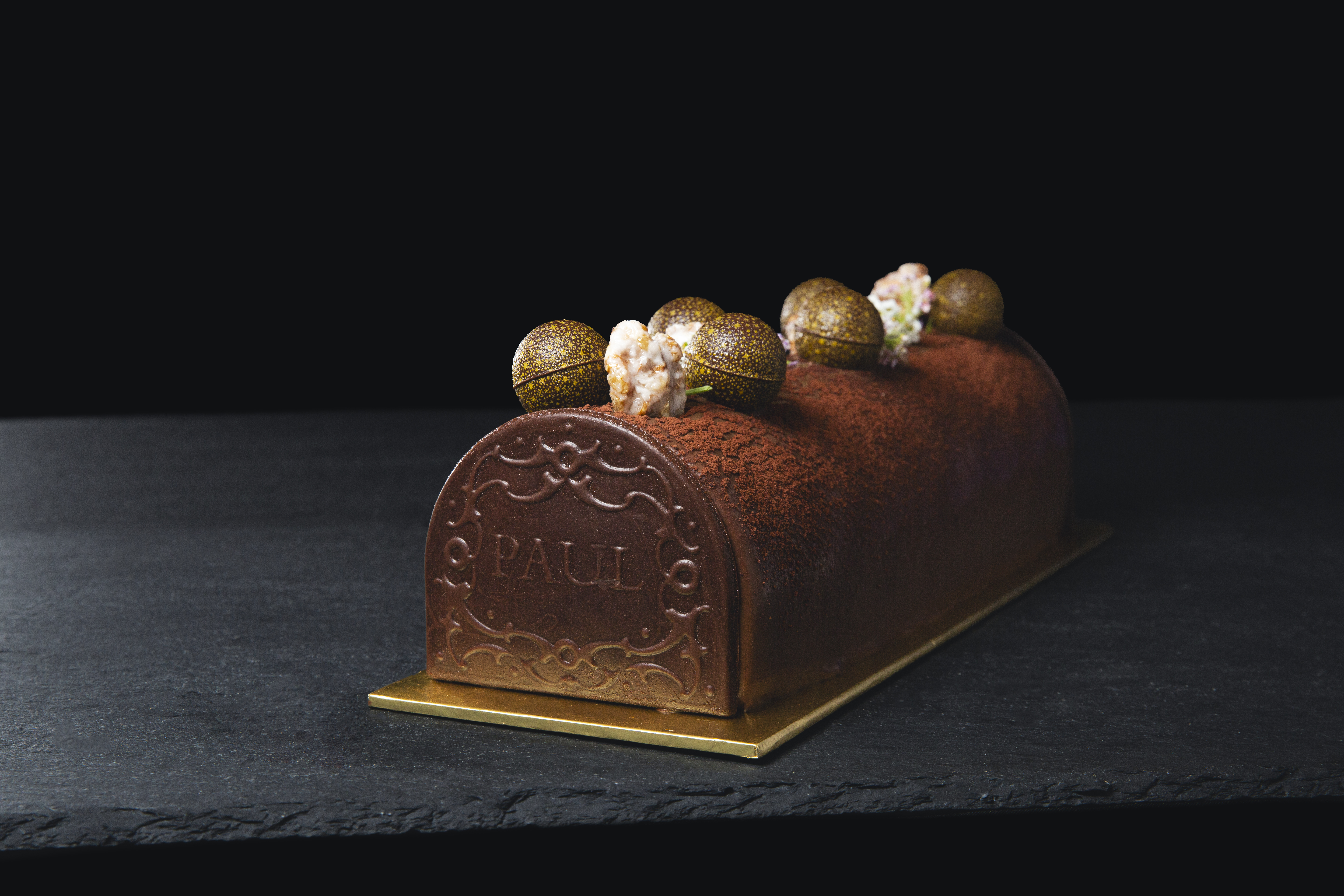 Walnut Chocolate Yule Cake (Medium)