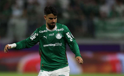 Palmeiras fecha mês histórico com mais uma final da Libertadores