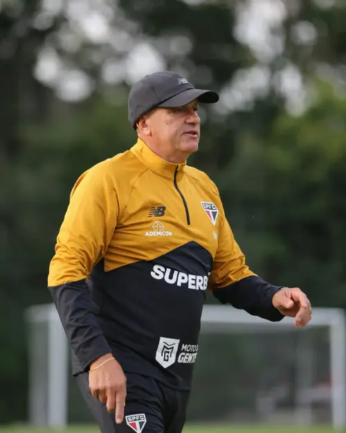 São Paulo perde auxiliar para rival e comissão toma decisão
