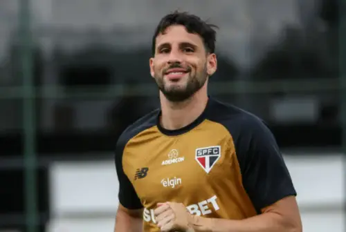 Calleri e Arboleda podem virar brasileiros? Nova regra reacende tema no São Paulo