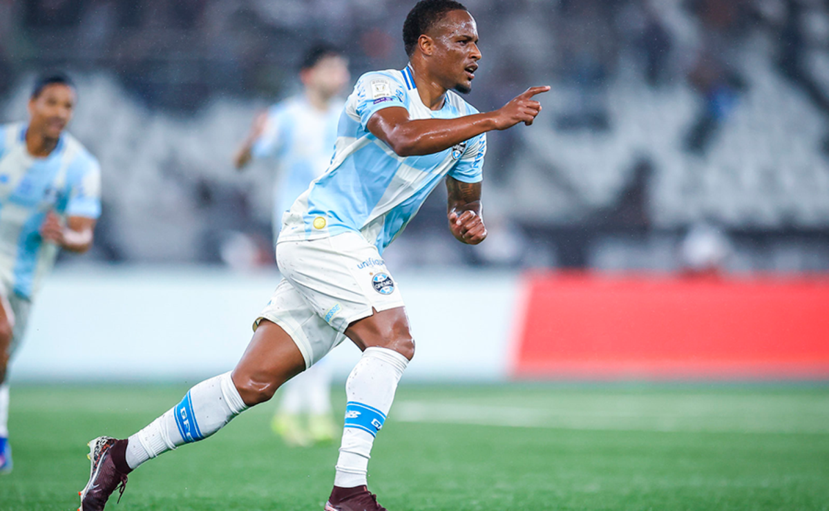 Pavón dispara no Grêmio em ranking de passes decisivos por jogo