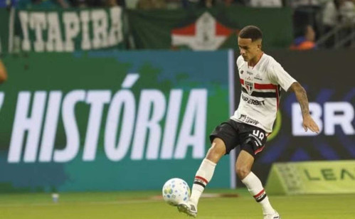 São Paulo acerta dívida por Djhordney e evita transfer ban