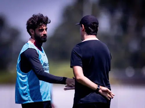 Yuri Alberto treina sem dor e anima Corinthians para duelo contra o Inter