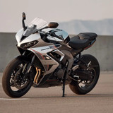 Triumph Daytona 660