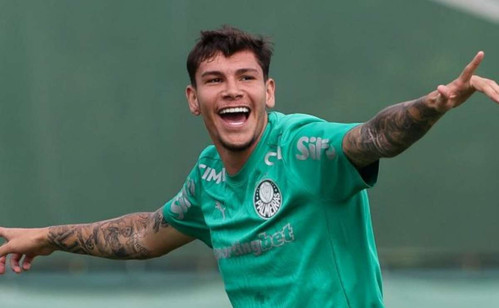 Palmeiras fixa valor por joia da base que vem se destacando