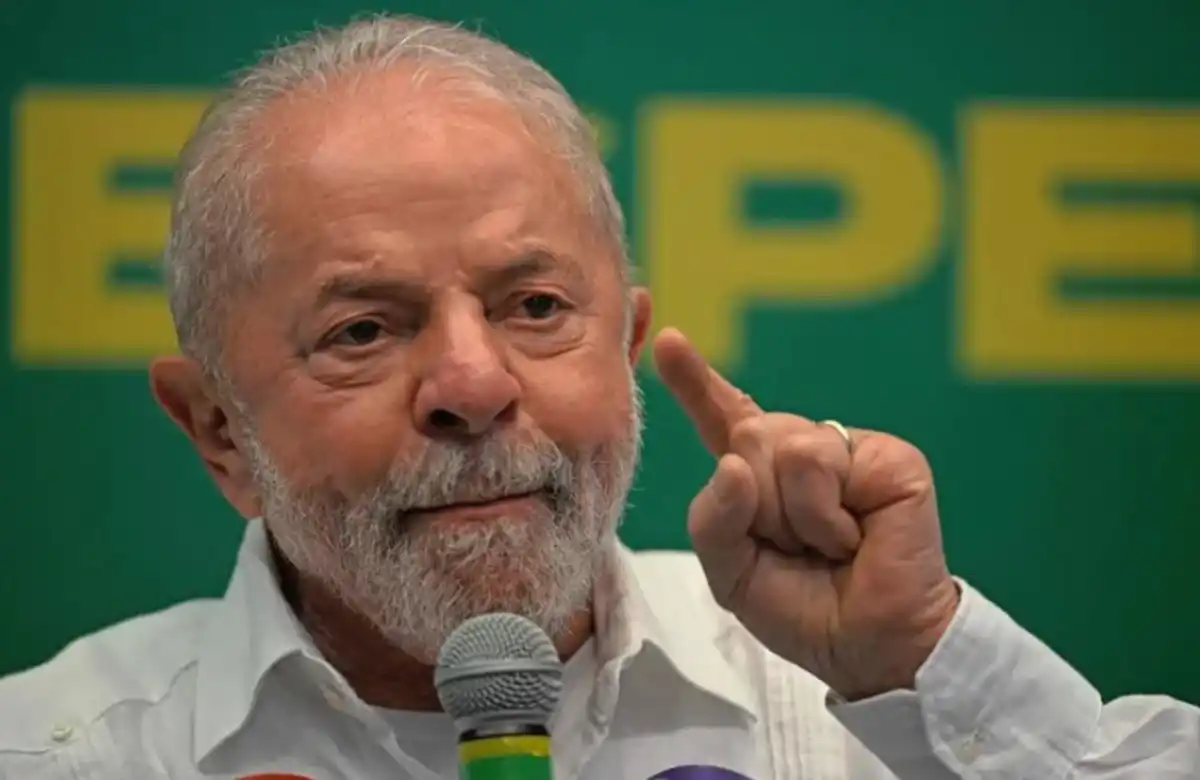 Em defesa da democracia, presidente Lula adverte que interferência externa nas eleições não será tolerada