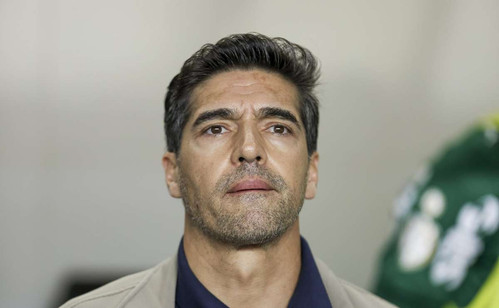 Ele fica: Abel Ferreira resiste a investidas de gigante europeu