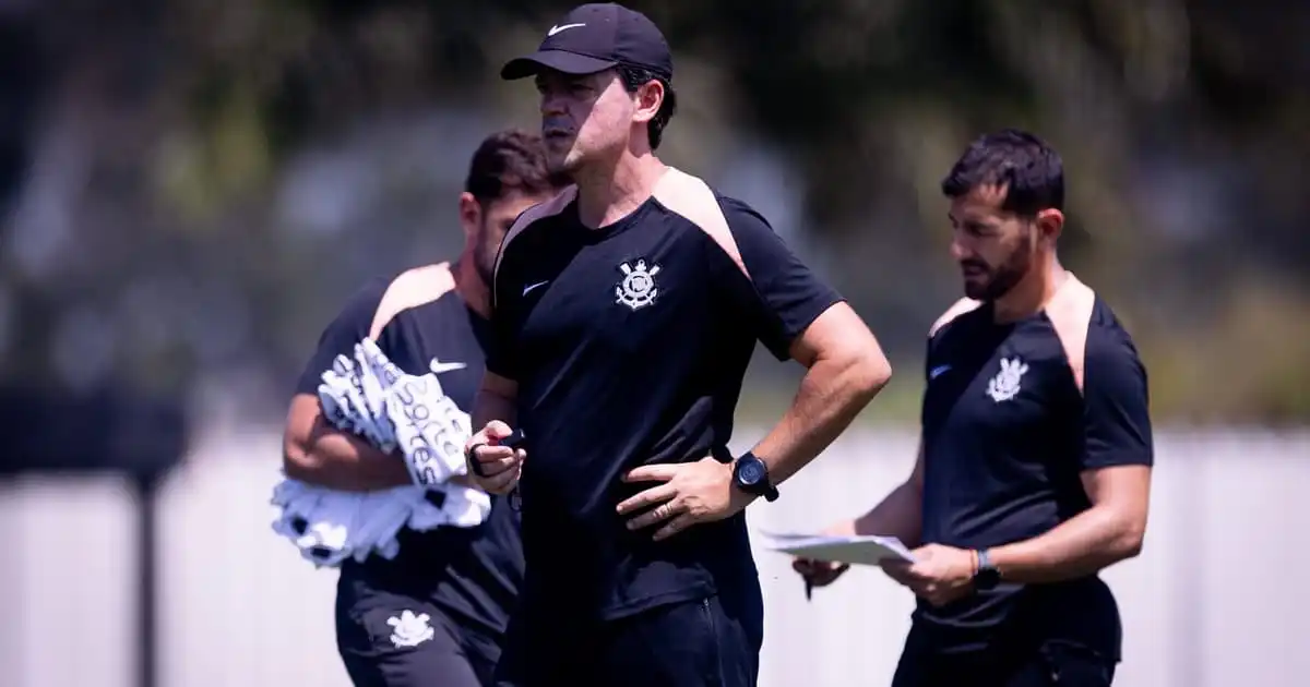 Diniz endurece treinos na Data Fifa para salvar o Corinthians no Brasileirão