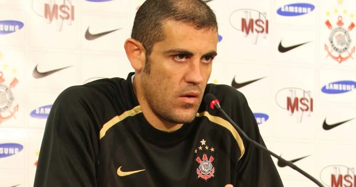 Finazzi analisa rebaixamento do Corinthians em 2007 e compara com 2026