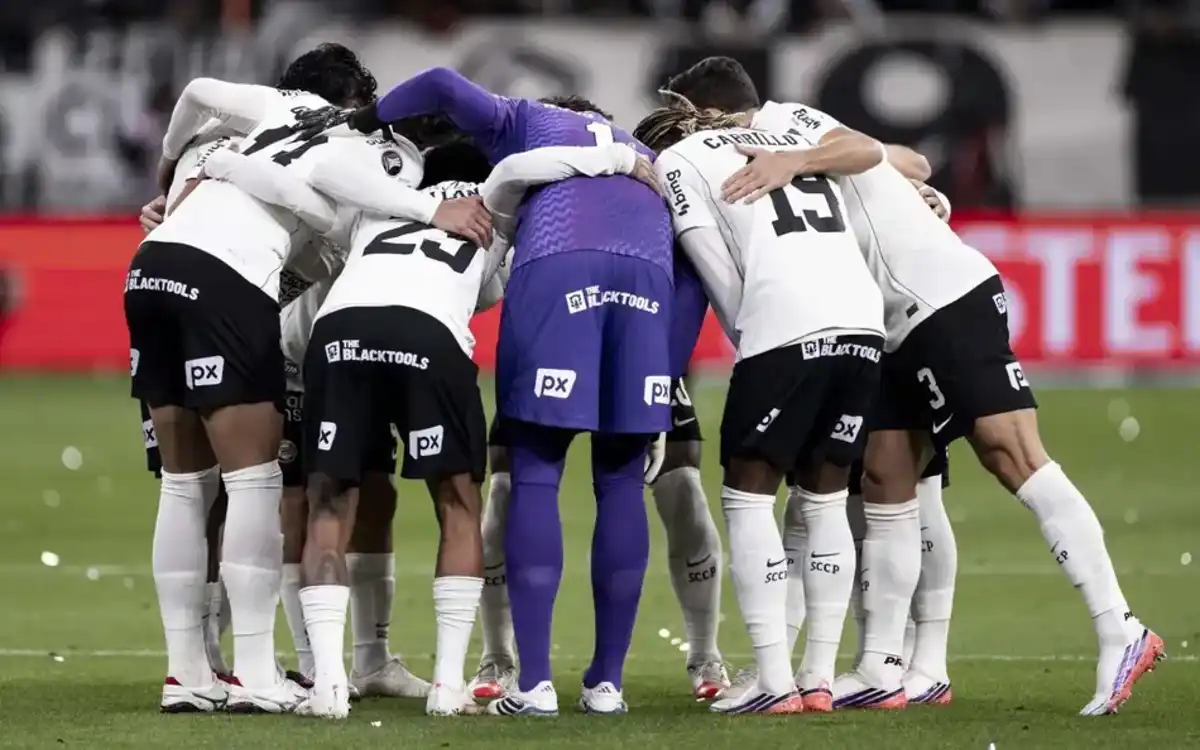 Confira a provável escalação do Corinthians com desfalques para enfrentar o Fluminense
