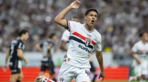 Dorival revela conversa com Ryan Francisco e cobra mudança de comportamento no São Paulo