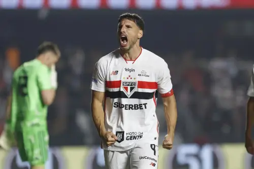 Calleri é suspenso e está fora de clássico decisivo! Confira quem o deve substituir