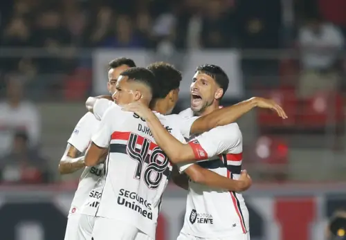 Confira as contas para o São Paulo voltar à Libertadores em 2027