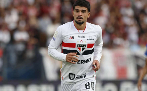 Ferreirinha lidera ranking de dribles certos no elenco Tricolor