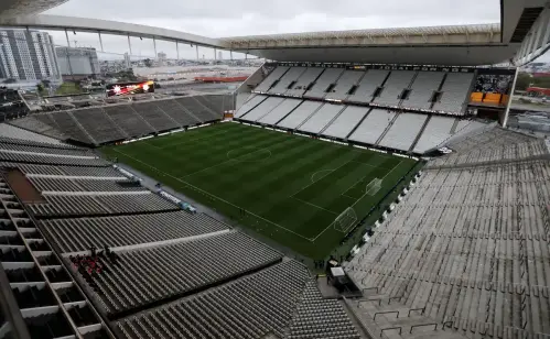 Saiba onde assistir ao vivo a Corinthians x Fluminense neste domingo