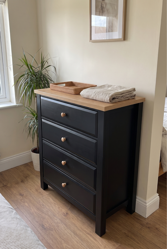 Wider sleeping layouts paired with an ottoman king size bed keep larger bedrooms clutter-free.png