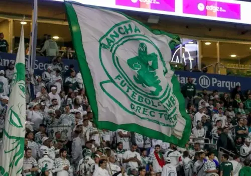 Torcida se torna trunfo vital para o Palmeiras em fase decisiva do campeonato