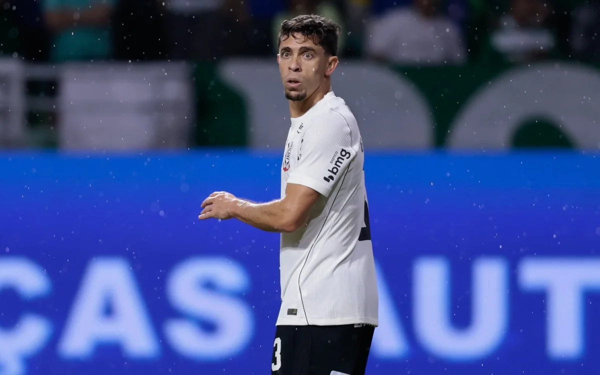 Gabriel Paulista se emociona e detona a diretoria do Corinthians em coletiva