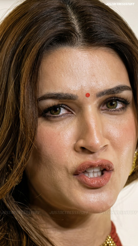 kriti 786343464506.jpg
