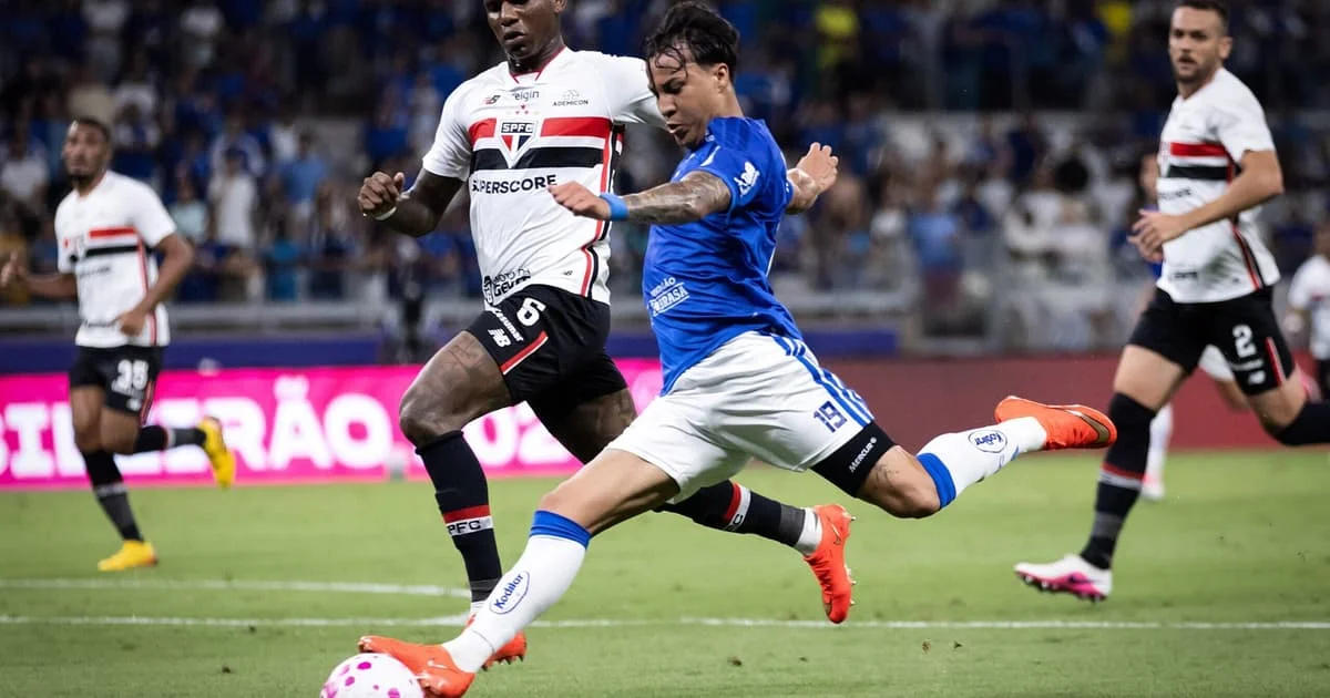 Desafio em dobro: Cruzeiro enfrenta remota lista de pendurados antes do embate com o Bragantino