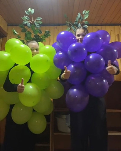 unattractive halloween costumes 653fa440ac7e9 700.jpg