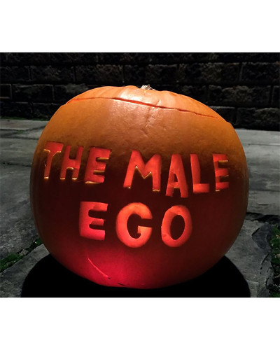 funny carved pumpkins halloween 58 59f844d41f52e 700 bordered.jpg