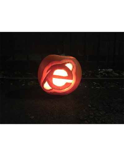 funny carved pumpkins halloween 54 59f8427319dc4 700 bordered.jpg