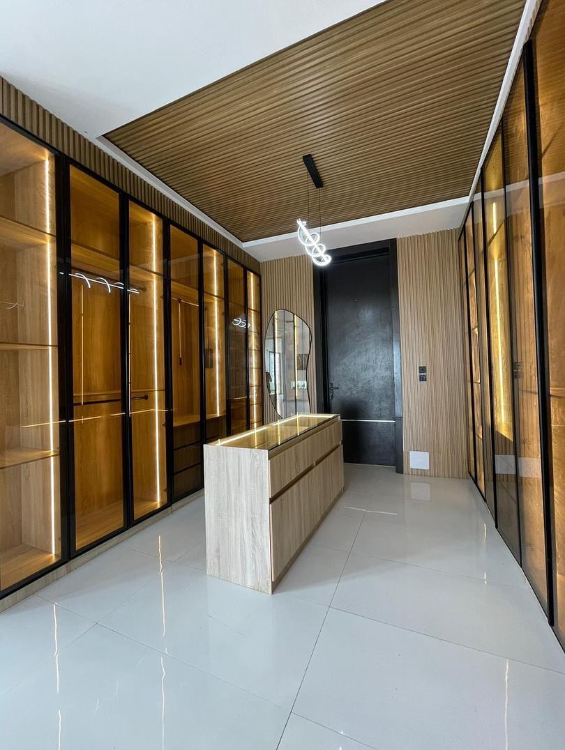 Luxury 6-Bedroom Contemporary Home - Master bedroom suite view 7
