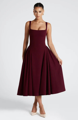 betty midi dress Behance 1400px.jpg