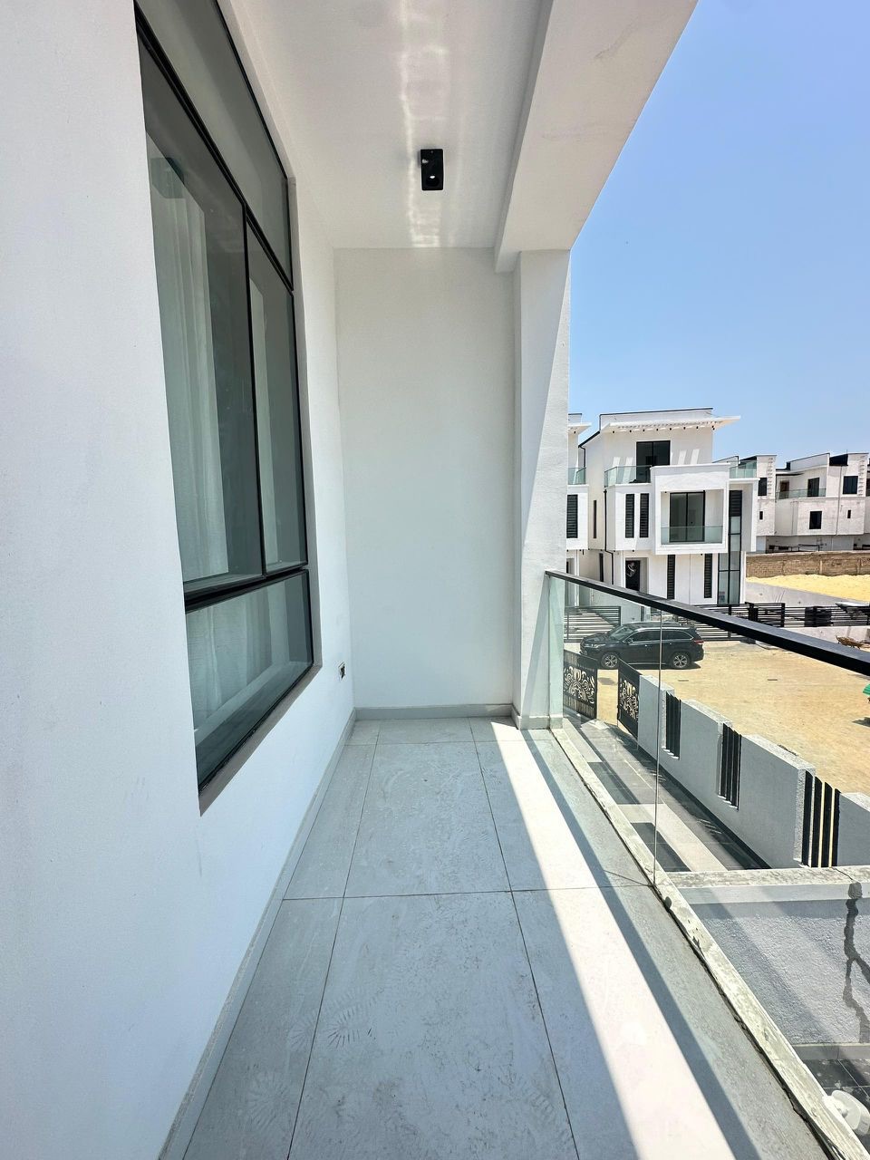 Luxury 5-Bedroom Fully Detached Residence - Compound exterior view 17