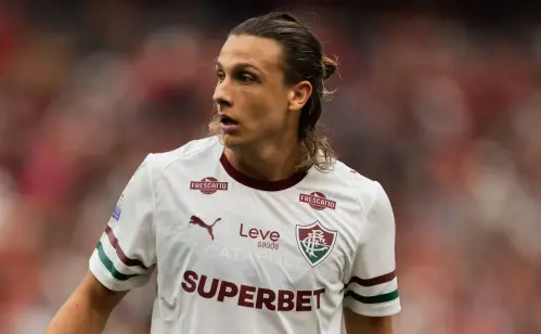 Palmeiras busca equilíbrio tático em duelo decisivo contra o Fluminense