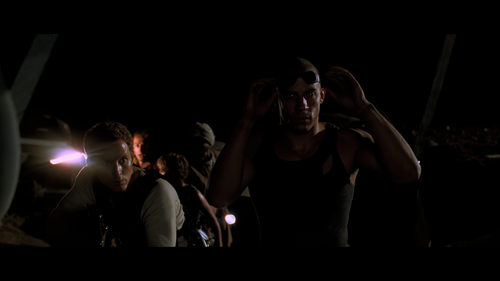 Pitch Black (2000) Director's Cut 4320p HDR Ai Upscale Screenshot13 Mesc.png