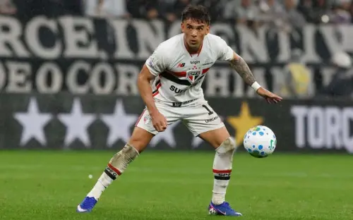 Laterais recusam proposta de rescisão contratual do São Paulo