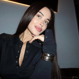 📸