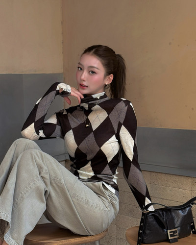 c9b4eb0326bc7de5566b404ac811f366.jpg