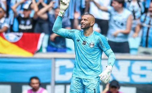 Grêmio enfrenta o Remo com 6 pendurados antes de Gre-Nal decisivo